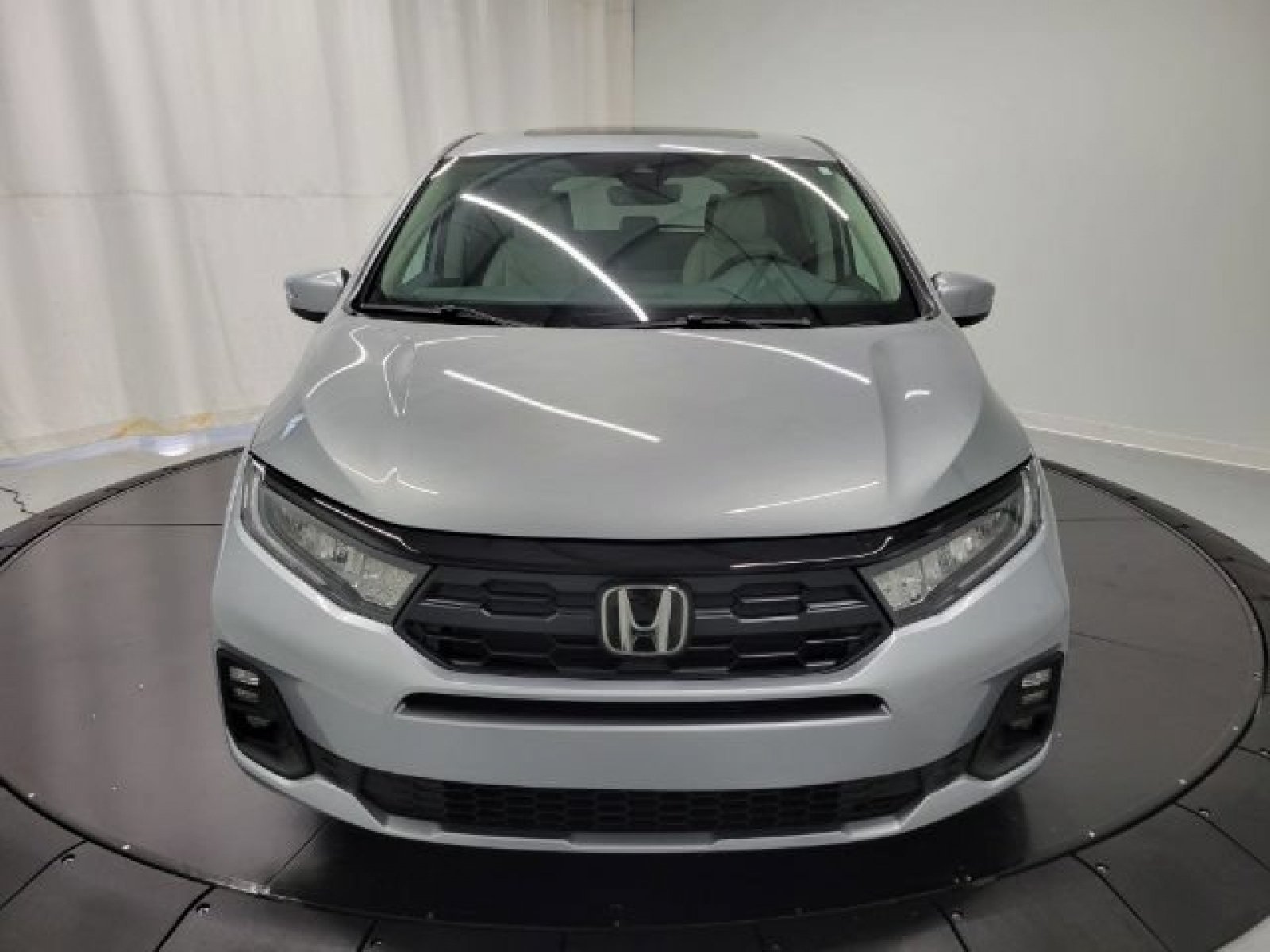 New 2026 Solar Silver Metallic Honda EX-L image 2
