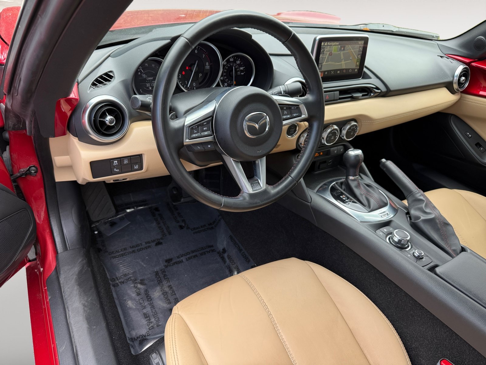 Used 2016 Red Metallic Mazda Grand Touring image 15