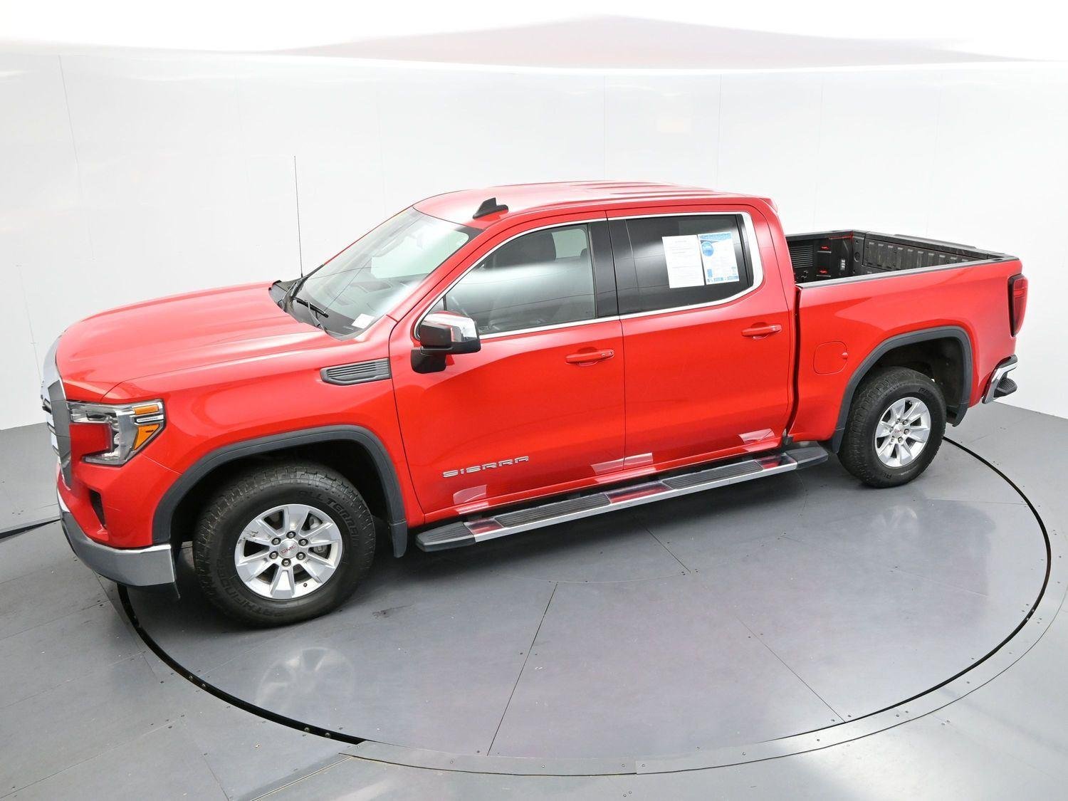 Used 2022 Cardinal Red GMC SLE image 38