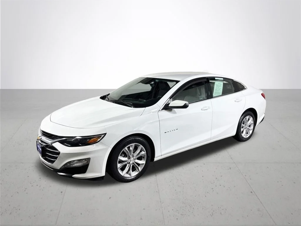 Used 2023 White Chevrolet LT image 2