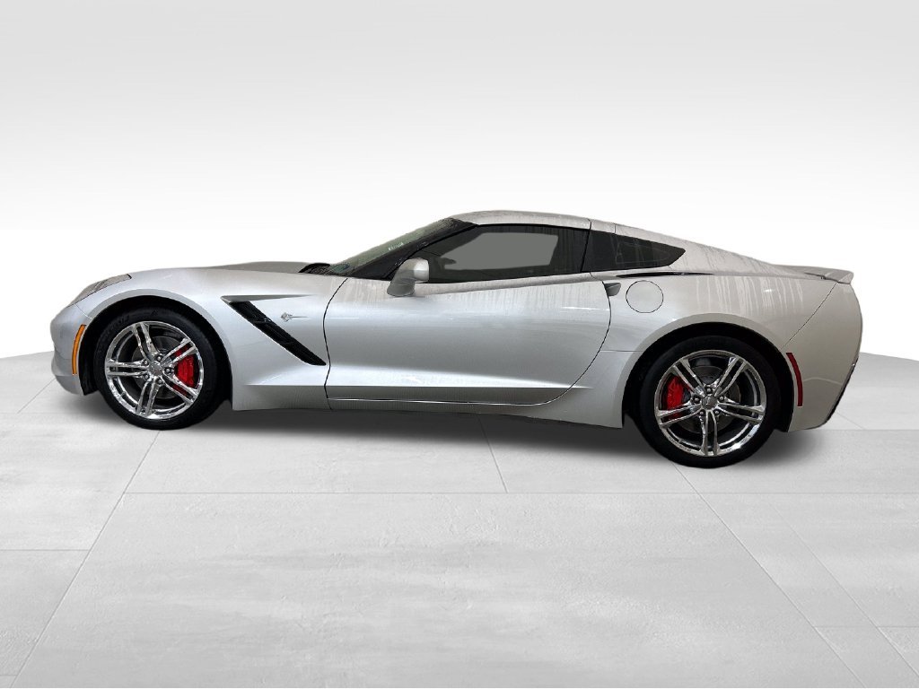 Used 2016 Silver Chevrolet Stingray image 2