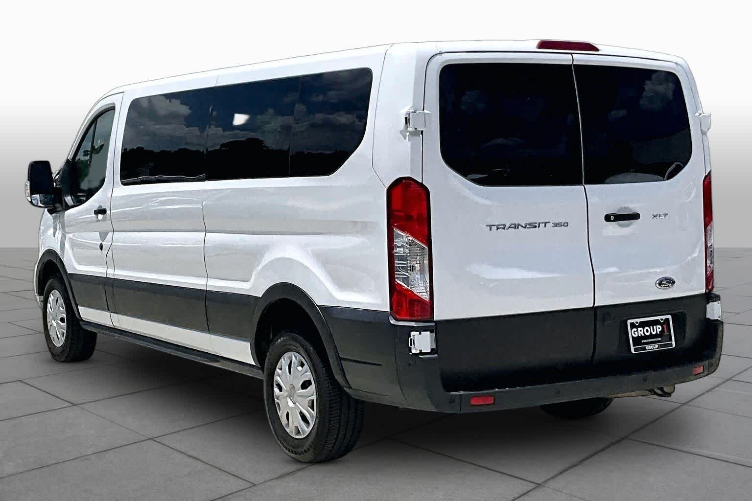 Used 2023 Oxford White Ford XLT image 12