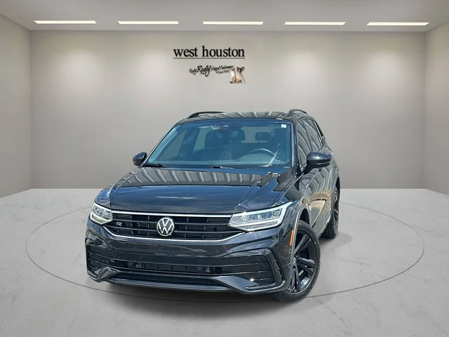 2024 Volkswagen Tiguan SE R-Line Black