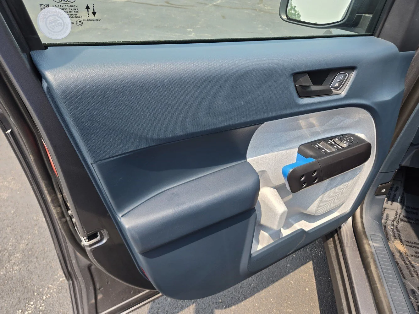 New 2026 Carbonized Gray Metallic Ford XLT image 22