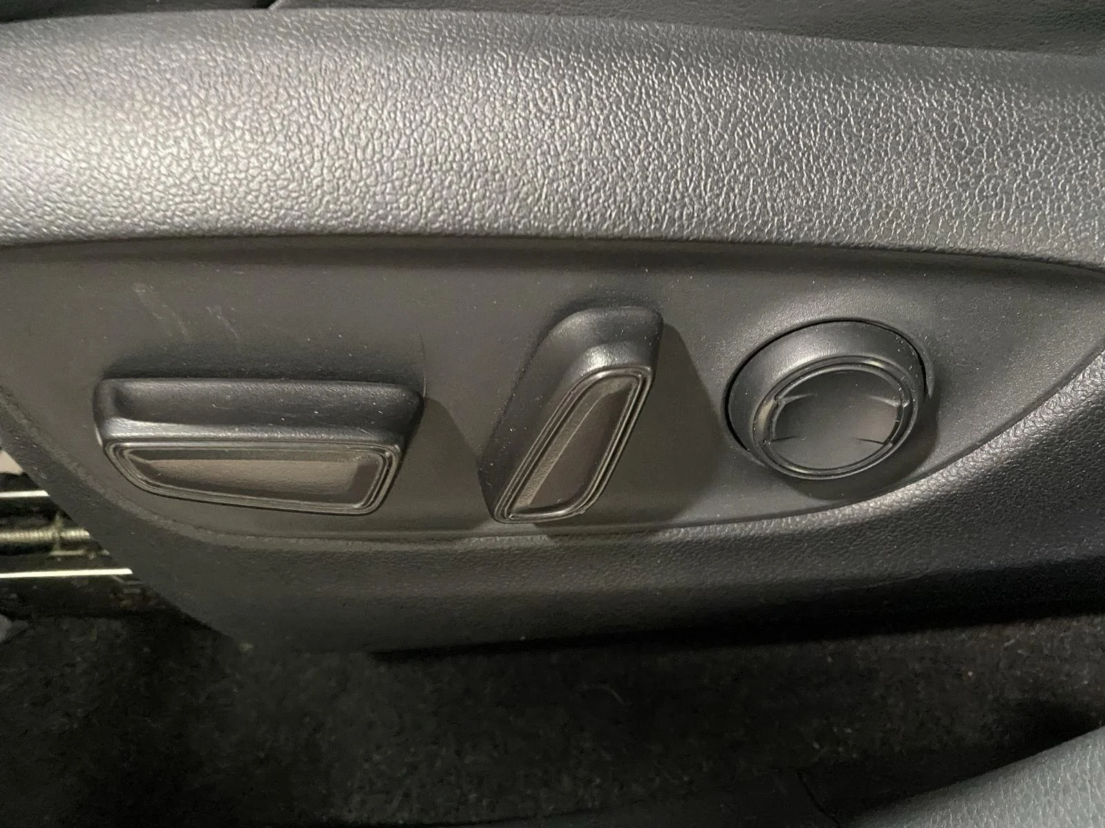 Used 2019 Ruby Flare Pearl Toyota Adventure image 18