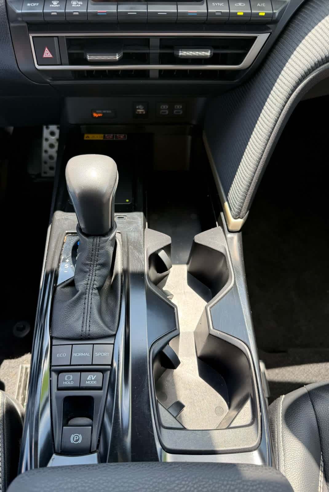 Used 2025 Midnight Black Metallic Toyota XSE image 20