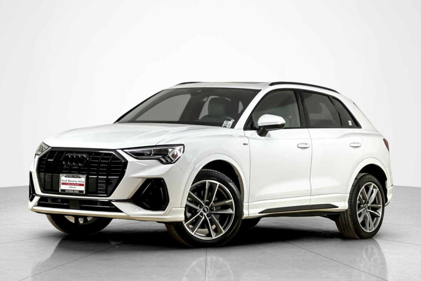 Used 2023 Ibis White Audi S line Premium 45 TFSI quattro image 1