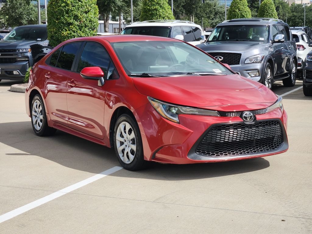 Used 2020 Barcelona Red Metallic Toyota LE image 3