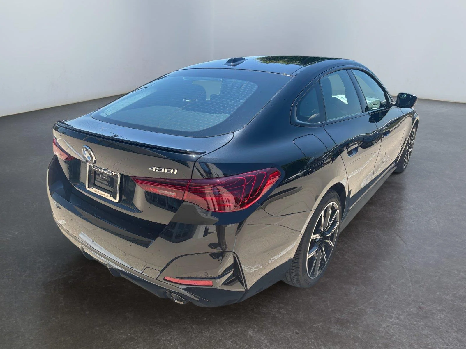 New 2026 Black Sapphire Metallic BMW 430i xDrive image 13