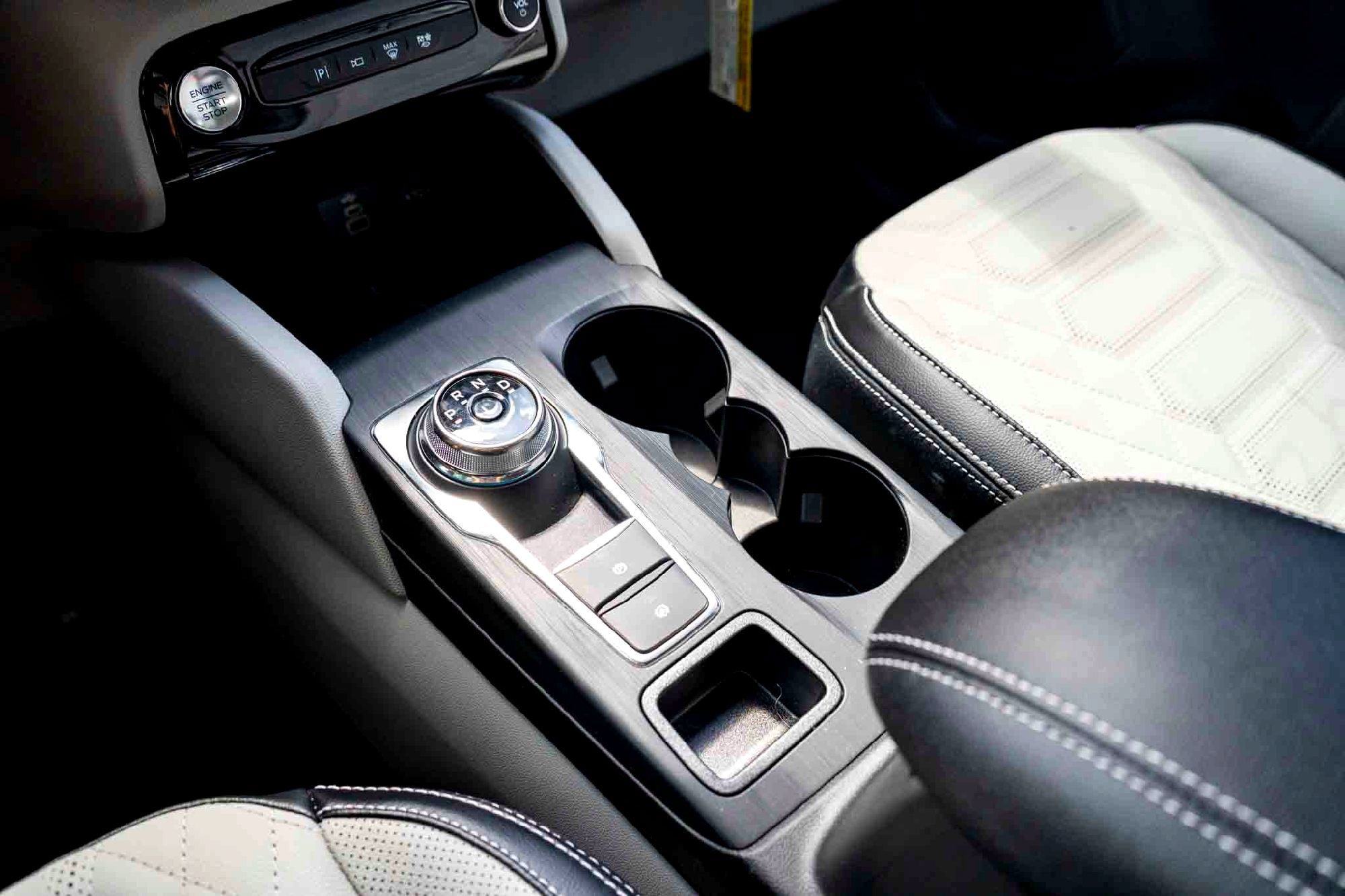 New 2024 Agate Black Metallic Ford PHEV image 17