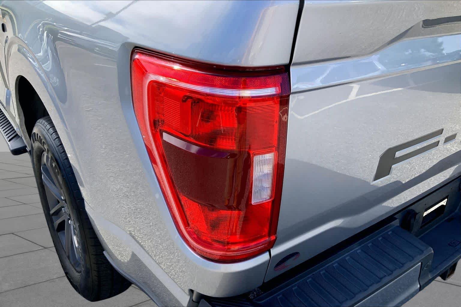 Used 2023 Iconic Silver Metallic Ford XLT image 26