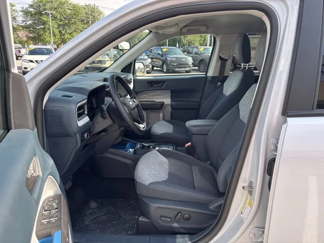 New 2026 Space White Metallic Ford XLT image 9
