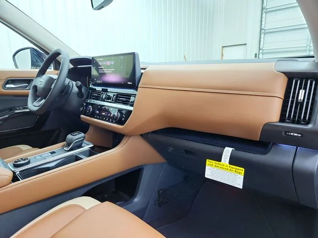 New 2026 Black Nissan Platinum image 47
