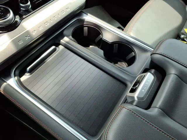 Used 2025 White Ford Active image 28