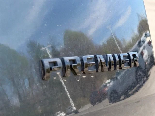 Used 2020 Gray Chevrolet Premier image 29