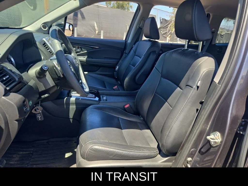 Used 2017 Gray Honda Touring image 2