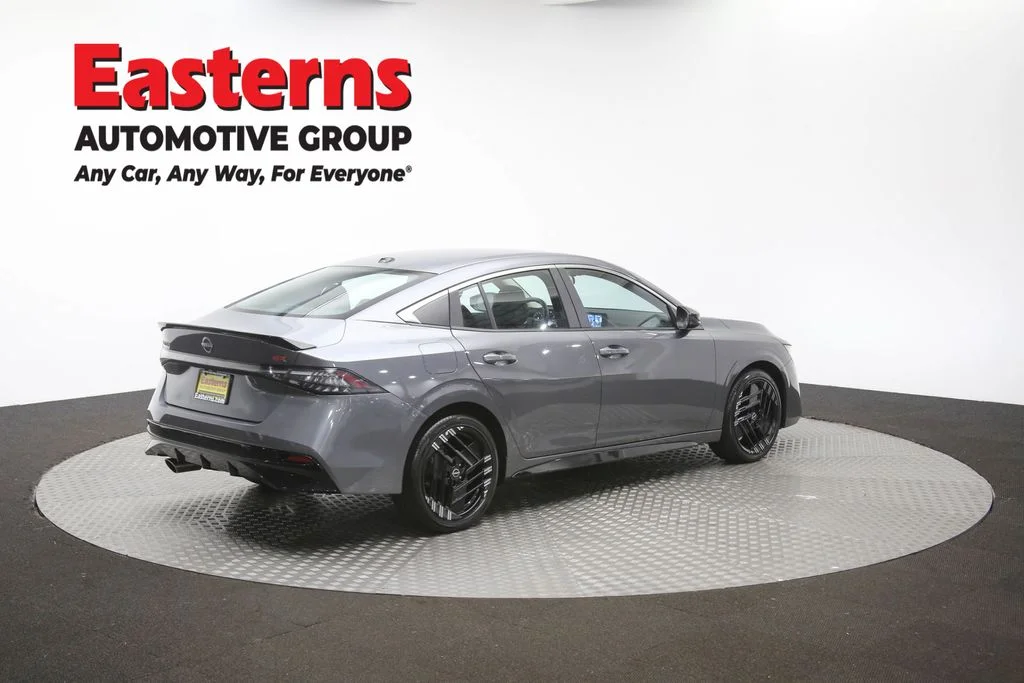 Used 2026 Gray Nissan SR image 39