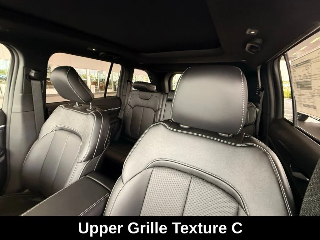 New 2026 Velvet Red Pearl-Coat Exterior Paint Jeep Limited Reserve image 22