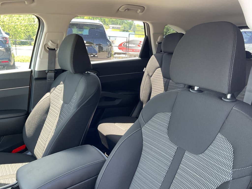 Used 2026 Ivory Silver Kia LX image 23