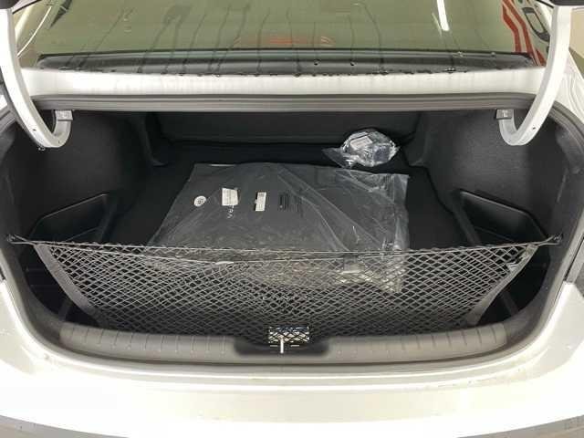 2025 Hyundai Elantra Blue - Photo 35
