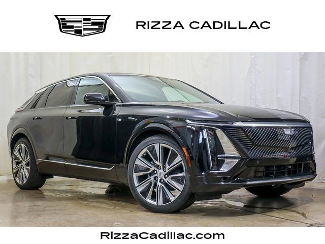 2025 Cadillac LYRIQ Luxury 3
