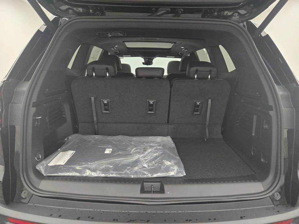 2026 GMC Acadia Elevation - Photo 13