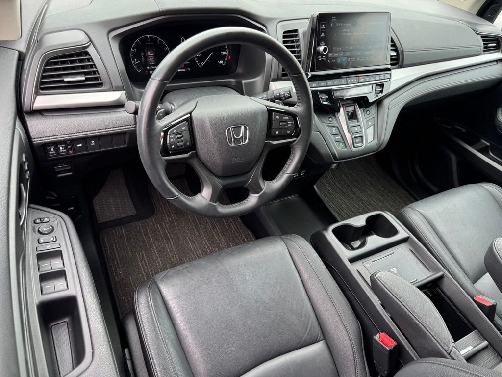Used 2025 Black Honda EX-L image 21