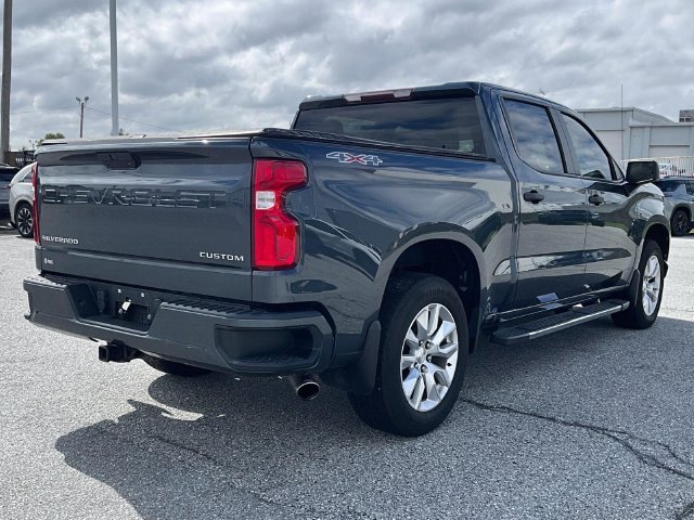 Used 2020 SHADOW GRAY METALLIC Chevrolet Custom image 5