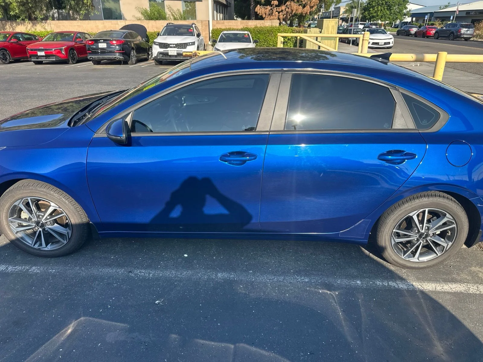 Used 2023 Deep Sea Blue Kia LXS image 6