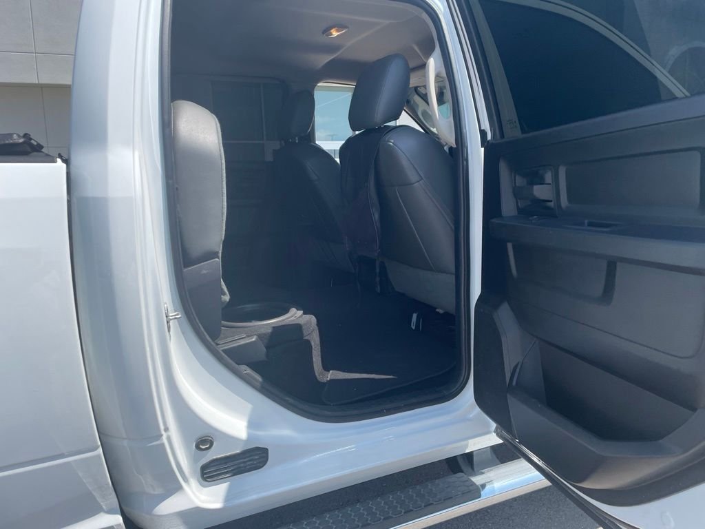Used 2014 White Ram Express image 9