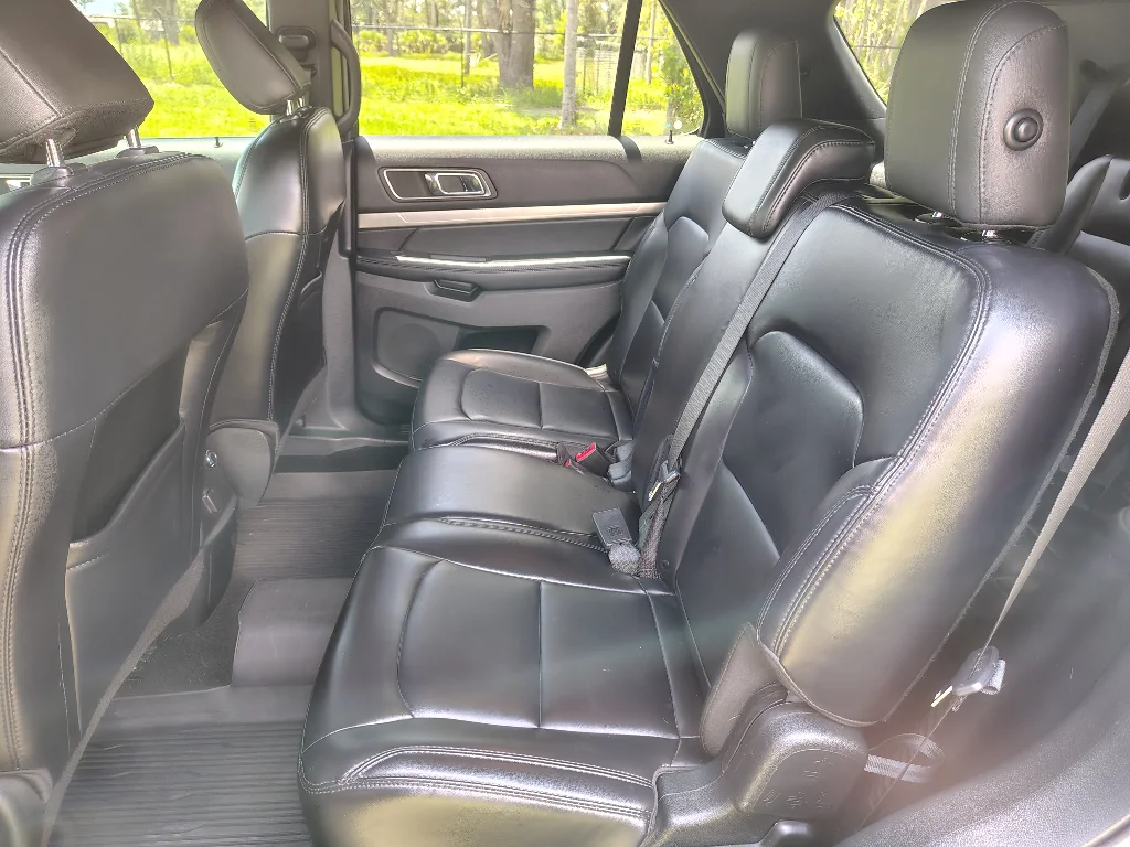 Used 2019 Ingot Silver Metallic Ford XLT Premium image 12
