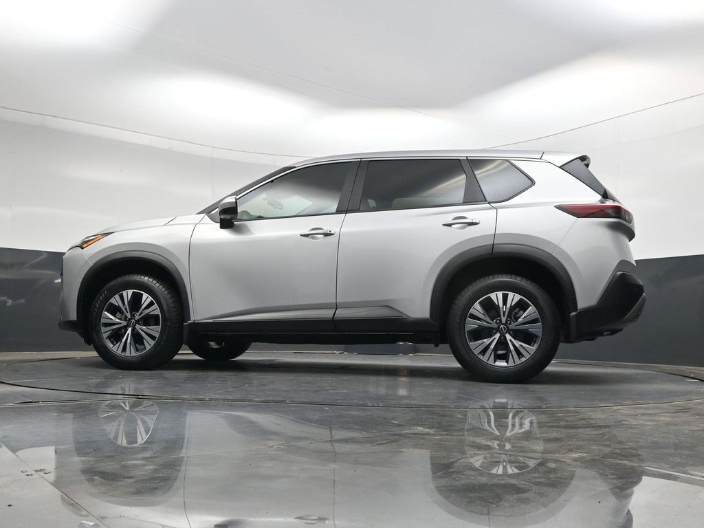 Used 2023 Brilliant Silver Metallic Nissan SV image 44