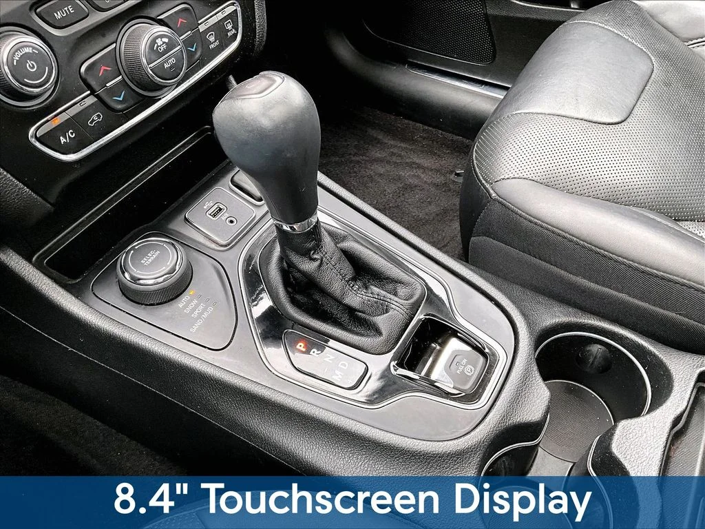 Used 2019 Gray Jeep Limited image 23
