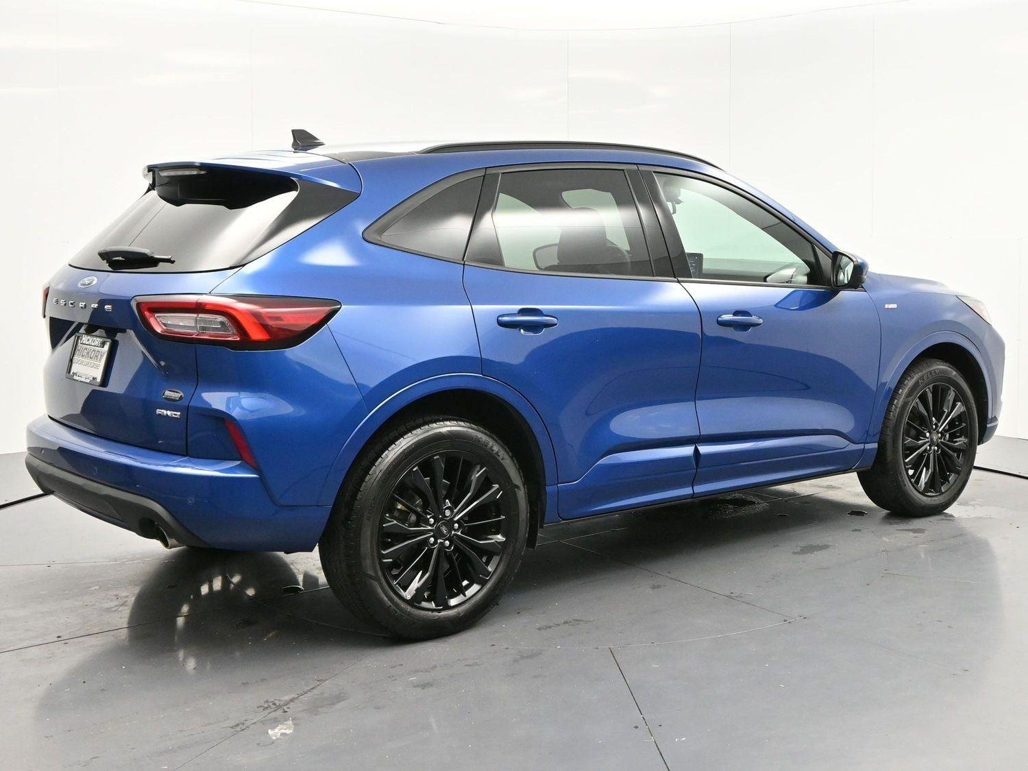 Used 2023 Atlas Blue Ford ST-Line Elite image 7