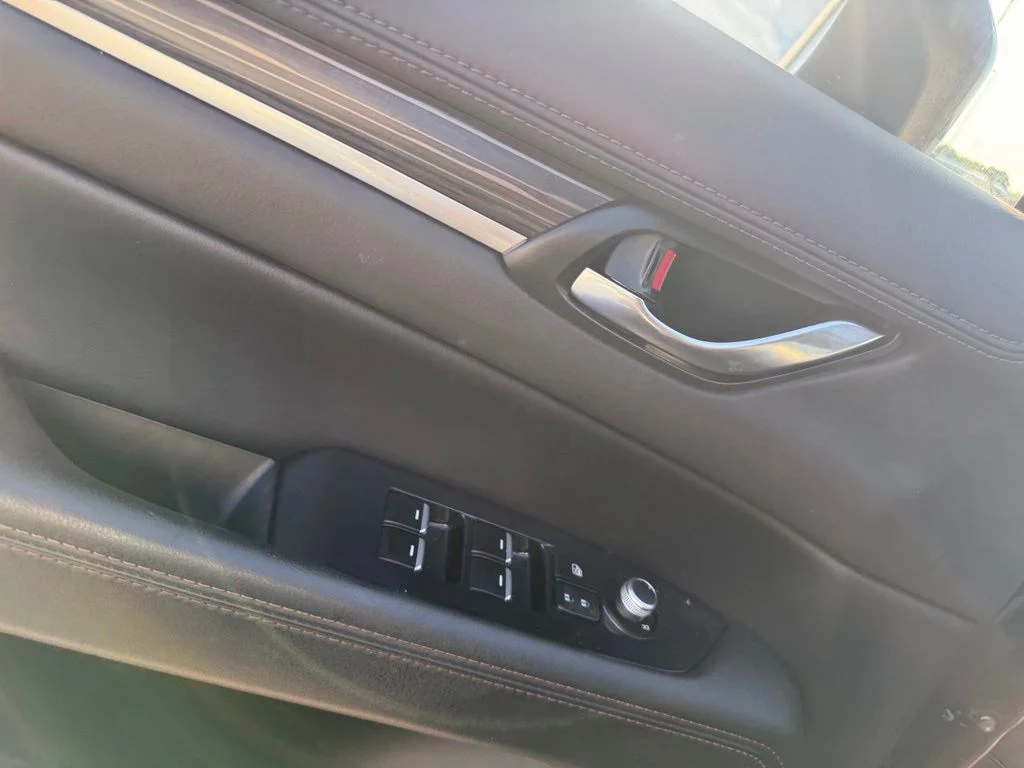 Used 2020 Black Mazda Grand Touring image 6