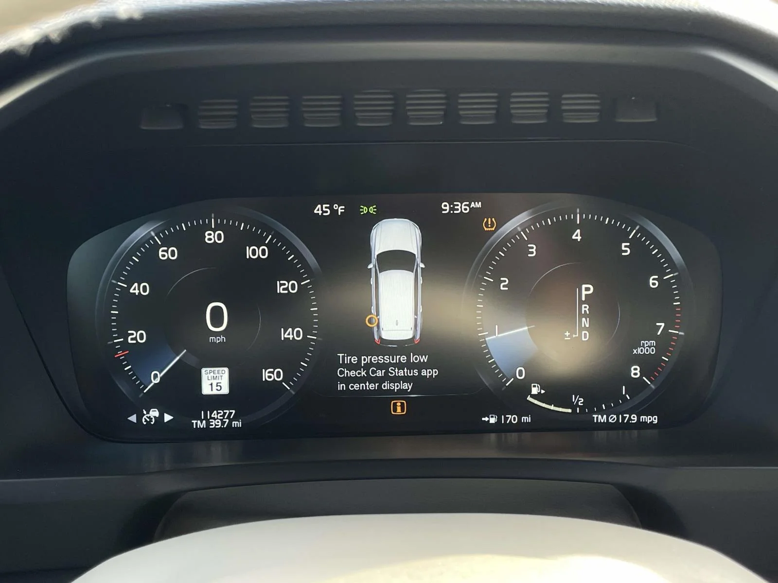 Used 2020 Denim Blue Metallic Volvo Momentum image 14