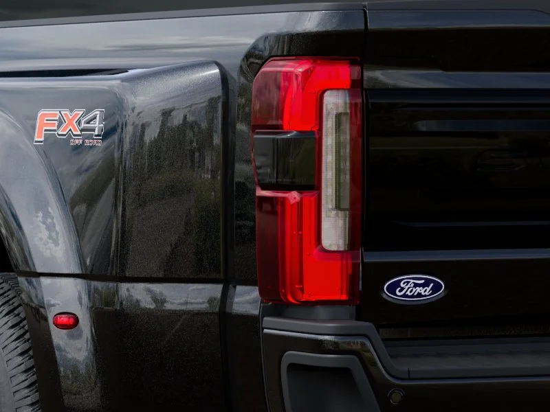 New 2027 Agate Black Metallic Ford F-350® Platinum® image 21