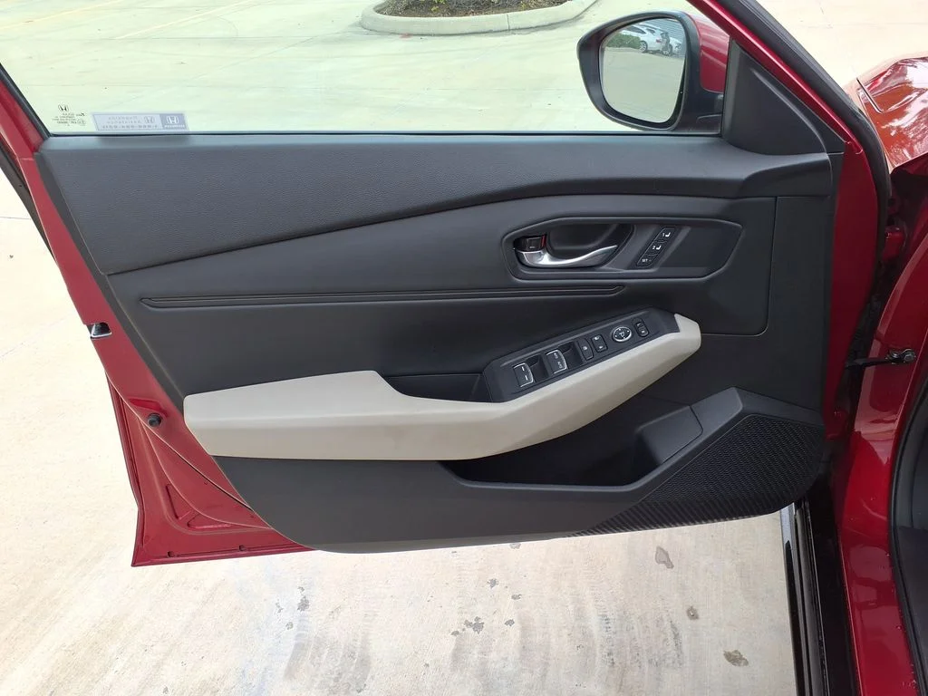 Used 2024 Red Honda EX-L image 12