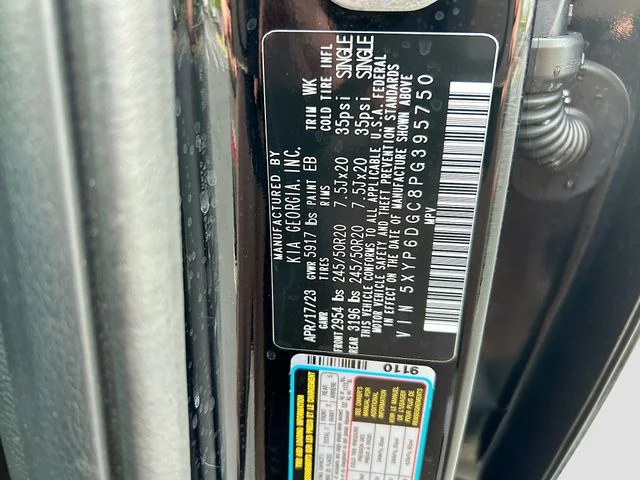 Used 2023 Black Kia S image 45
