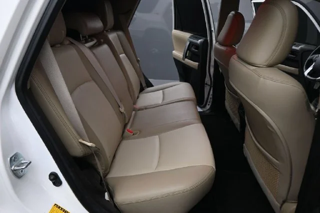 Used 2016 White Toyota SR5 Premium image 16