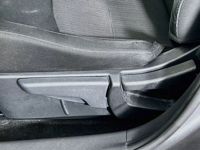 Used 2025 Gray Nissan SV image 11