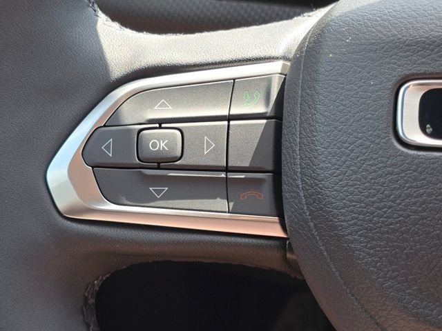 New 2026 Fathom Blue Pearl Coat Jeep Latitude image 16