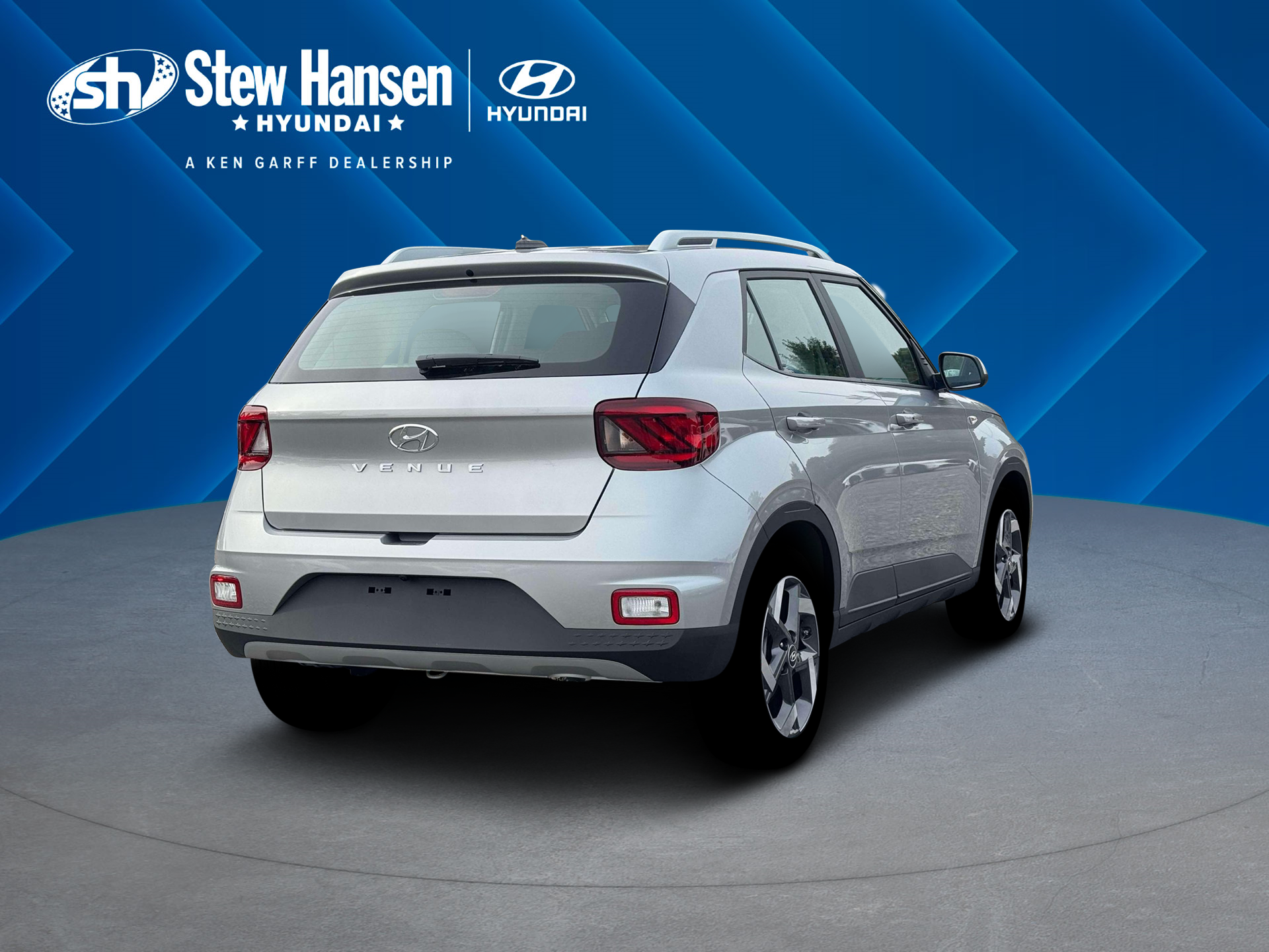 New 2026 Shimmering Silver Hyundai SEL image 26