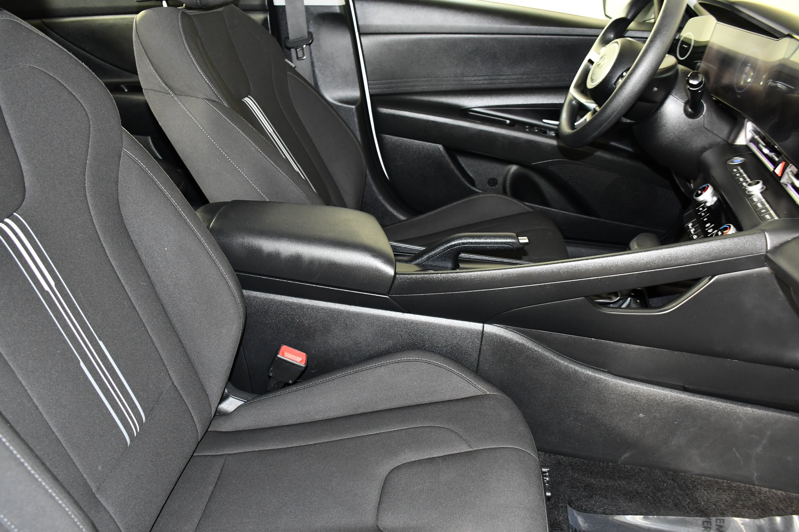 Used 2024 Serenity White Hyundai SEL image 40