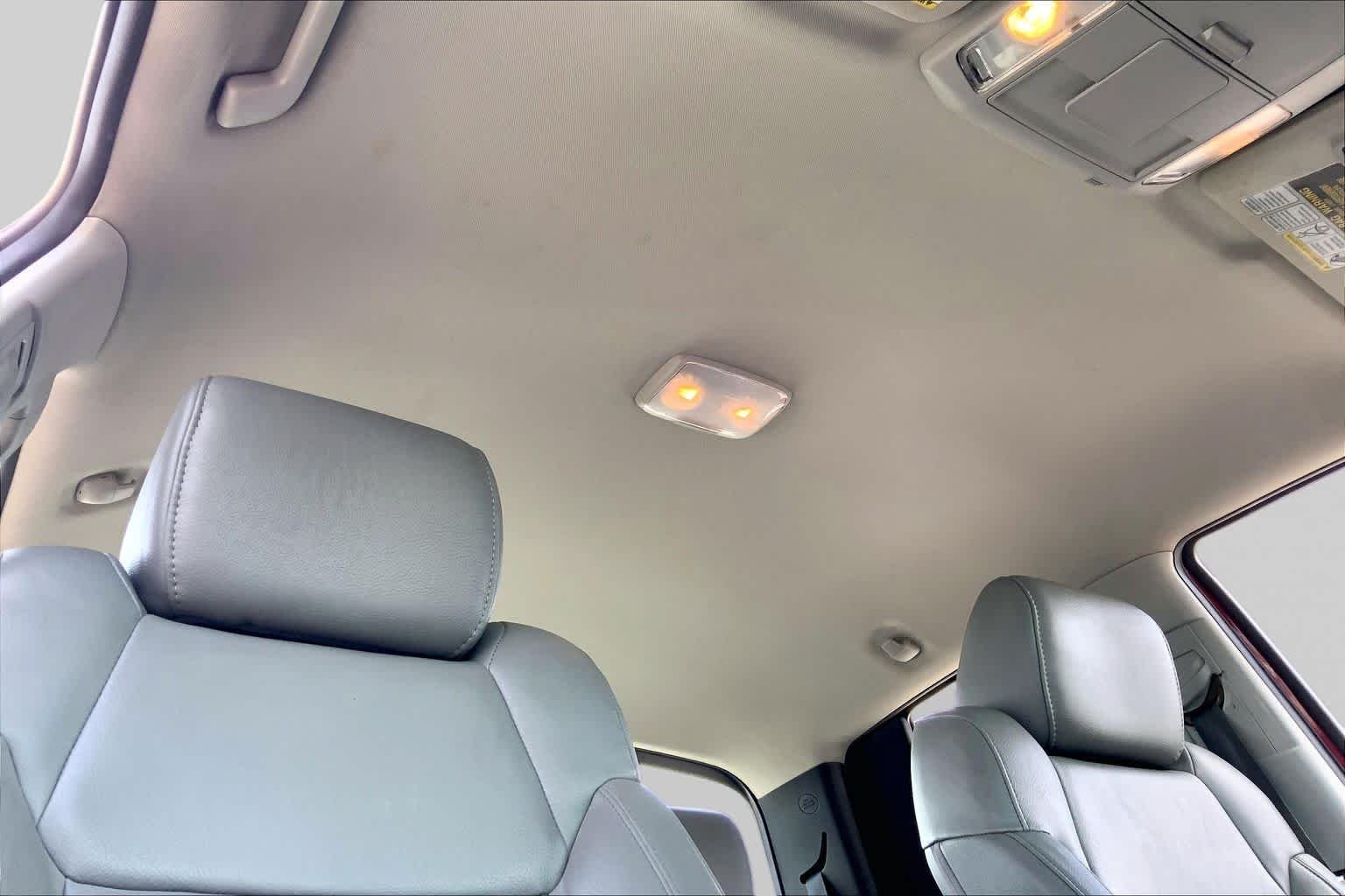 Used 2014 Radiant Red Toyota SR image 14