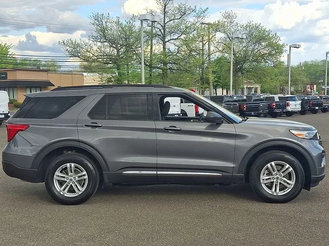 Certified Used 2023 Carbonized Gray Metallic Ford XLT image 7