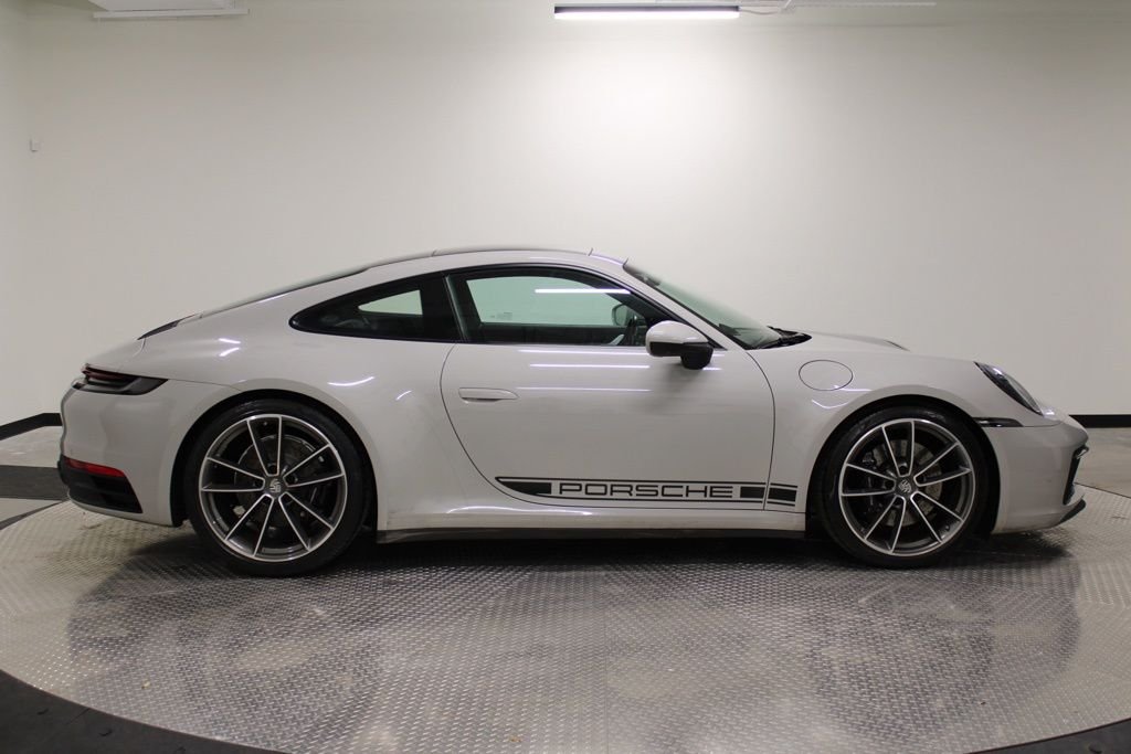 Used 2024  Porsche Carrera 4S image 8