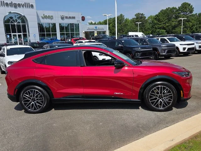 Used 2024 Red Ford Premium image 13