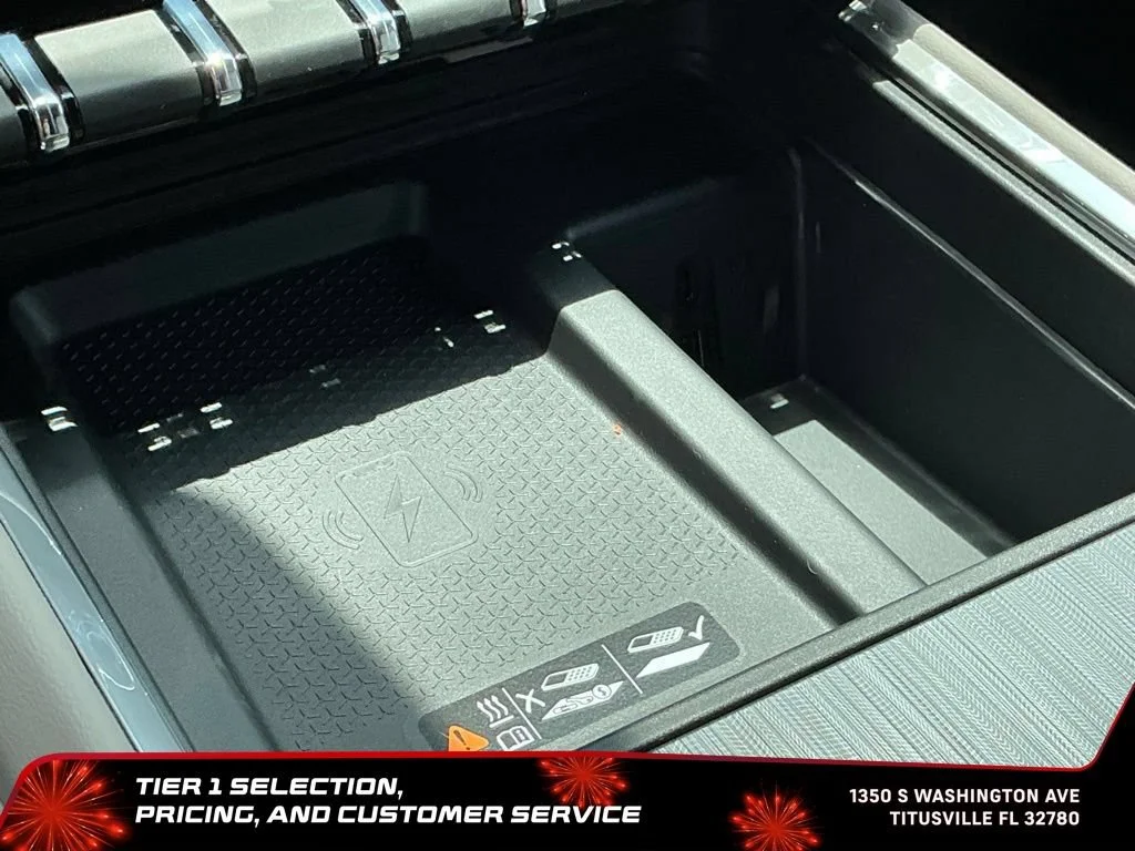New 2026 Glacier White Tricoat GMC Elevation image 36