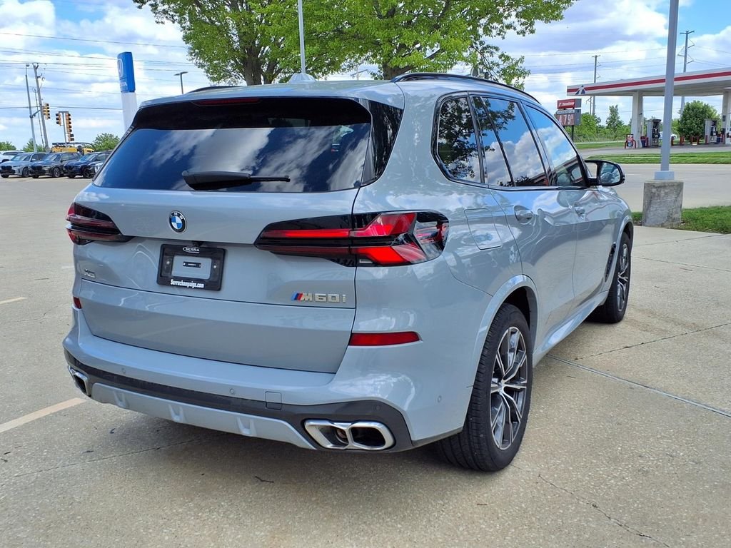 Used 2025 Brooklyn Grey Metallic BMW M60i image 17